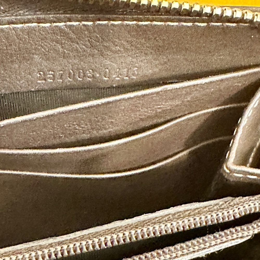 Gucci Sherry line Zippee round Wallet with Green and Red Accents - Picture 11 of 16
